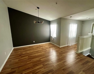 2763 Metro Sevilla Drive - Photo Thumbnail 3