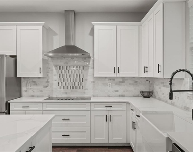 8507 Geddes Loop - Photo Thumbnail 12