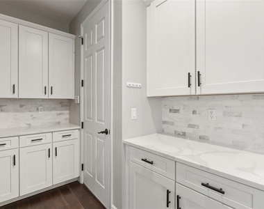 8507 Geddes Loop - Photo Thumbnail 13