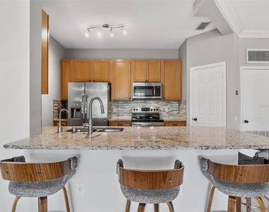 6166 Stevenson Drive - Photo Thumbnail 7