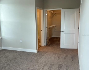 2280 Waterfall Court - Photo Thumbnail 14