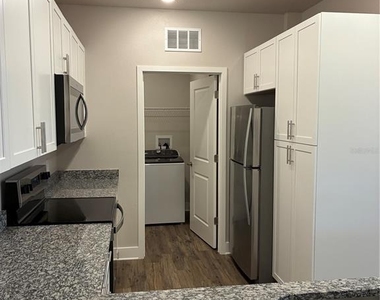 2280 Waterfall Court - Photo Thumbnail 9