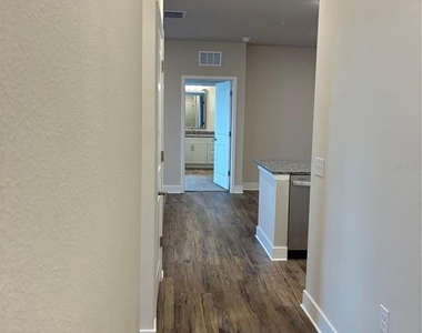 2280 Waterfall Court - Photo Thumbnail 4