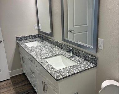 2280 Waterfall Court - Photo Thumbnail 12
