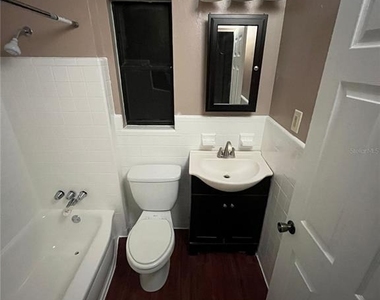 2152 Ne 3rd Street - Photo Thumbnail 7