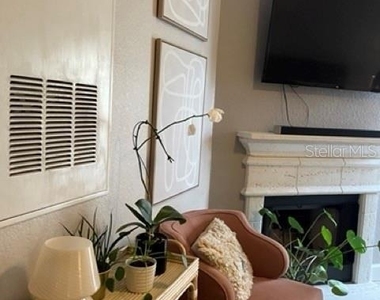 860 N Orange Avenue - Photo Thumbnail 6