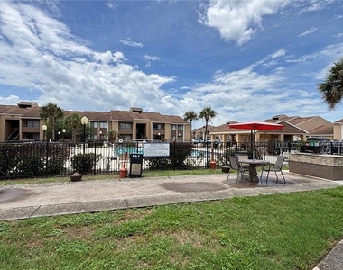5169 Vineland Road - Photo Thumbnail 29