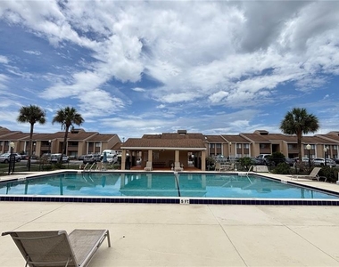5169 Vineland Road - Photo Thumbnail 28