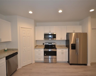 3341 Willard Street - Photo Thumbnail 11