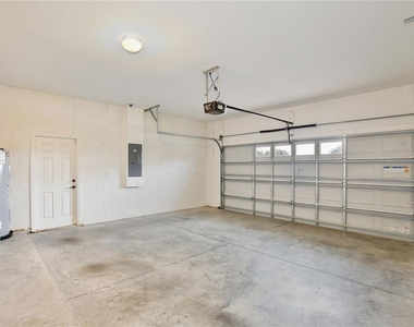 16005 Champlain Street - Photo Thumbnail 24