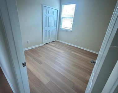 1710 Vista Meadows Drive - Photo Thumbnail 7