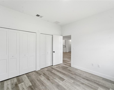 785 Marion Oaks Trl - Photo Thumbnail 39