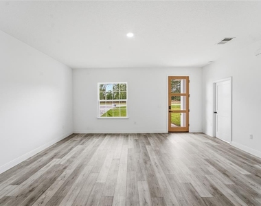 783 Marion Oaks Trl - Photo Thumbnail 38