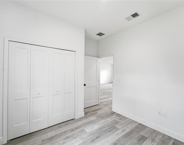 783 Marion Oaks Trl - Photo Thumbnail 24