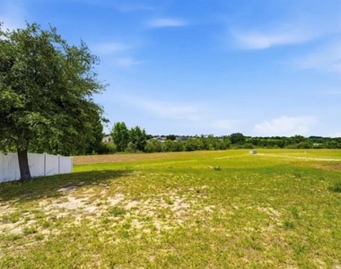 202 Highland Meadows Place - Photo Thumbnail 16