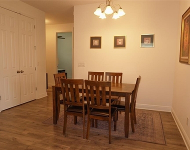 4909 Olivia Court - Photo Thumbnail 11