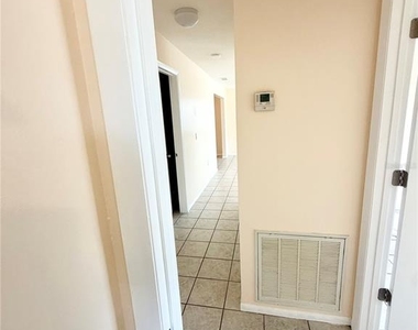 506 Holt Circle - Photo Thumbnail 32