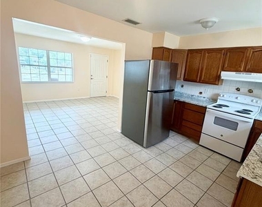 506 Holt Circle - Photo Thumbnail 16