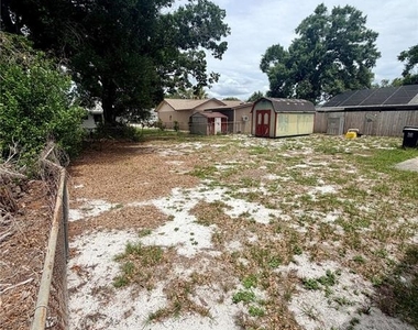 506 Holt Circle - Photo Thumbnail 4