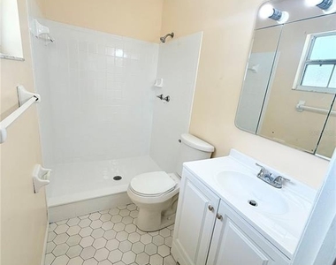 506 Holt Circle - Photo Thumbnail 25