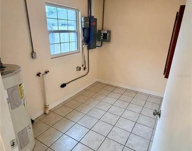 506 Holt Circle - Photo Thumbnail 11