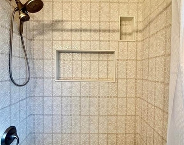 2619 E Washington Street - Photo Thumbnail 17