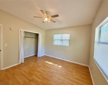 2619 E Washington Street - Photo Thumbnail 14
