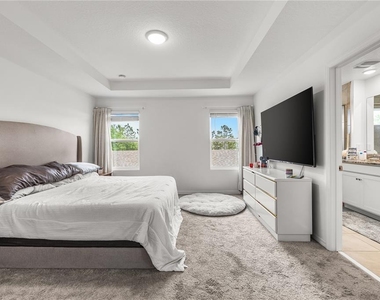 16461 Prairie School Drive - Photo Thumbnail 10