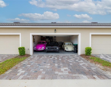 16461 Prairie School Drive - Photo Thumbnail 23