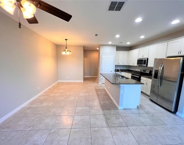 1123 Palma Verde Place - Photo Thumbnail 2