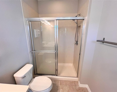 1123 Palma Verde Place - Photo Thumbnail 15