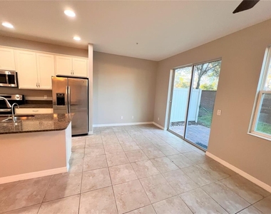 1123 Palma Verde Place - Photo Thumbnail 3