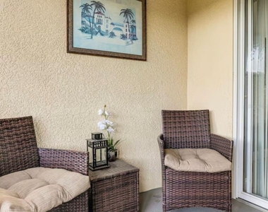 2704 Club Cortile Circle - Photo Thumbnail 11