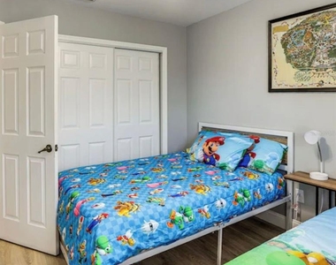 2704 Club Cortile Circle - Photo Thumbnail 15