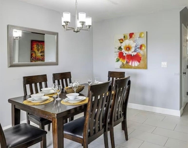 2704 Club Cortile Circle - Photo Thumbnail 5