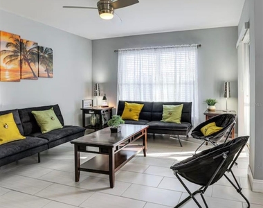 2704 Club Cortile Circle - Photo Thumbnail 8