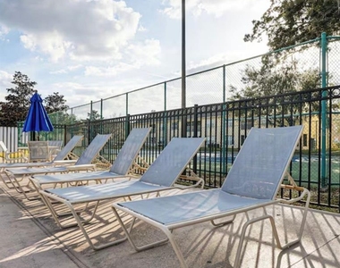 2704 Club Cortile Circle - Photo Thumbnail 33