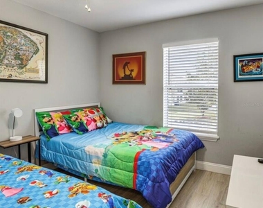 2704 Club Cortile Circle - Photo Thumbnail 16