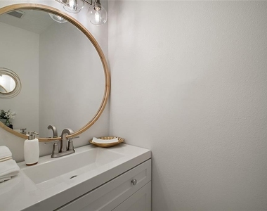 184 Sandlewood Trail - Photo Thumbnail 19