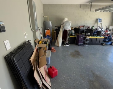 1583 Barberry Drive - Photo Thumbnail 32