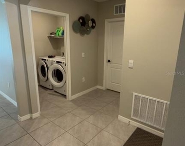 1583 Barberry Drive - Photo Thumbnail 23