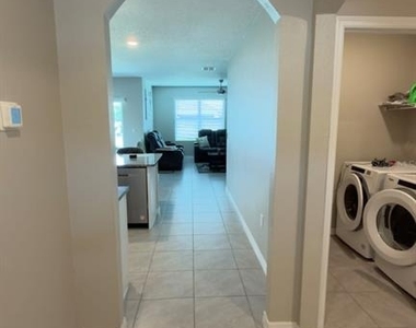 1583 Barberry Drive - Photo Thumbnail 26