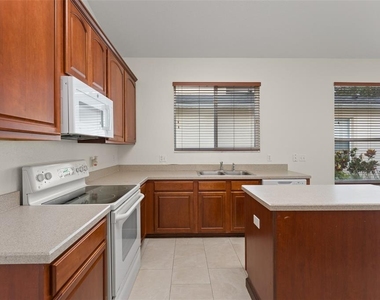 8838 Abbotsbury Drive - Photo Thumbnail 7