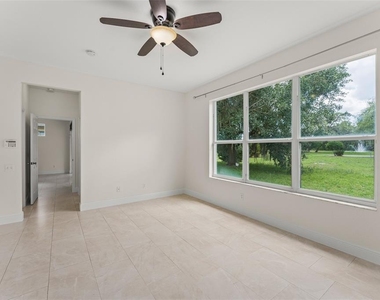 8838 Abbotsbury Drive - Photo Thumbnail 20
