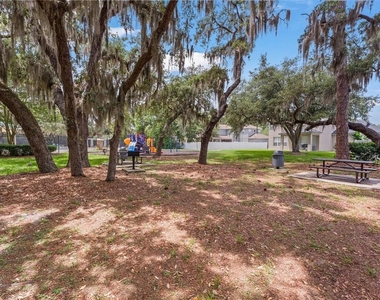 8838 Abbotsbury Drive - Photo Thumbnail 28