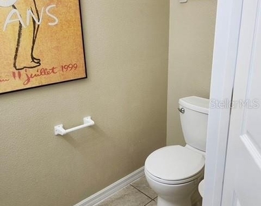 834 Assembly Ct - Photo Thumbnail 12