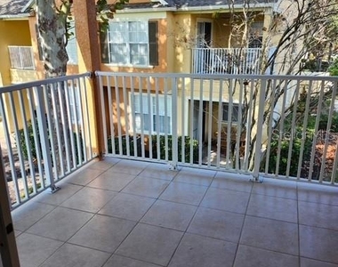 834 Assembly Ct - Photo Thumbnail 14
