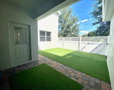 12802 Strode Lane - Photo Thumbnail 12