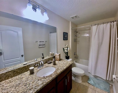 12802 Strode Lane - Photo Thumbnail 8