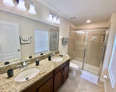 12802 Strode Lane - Photo Thumbnail 7